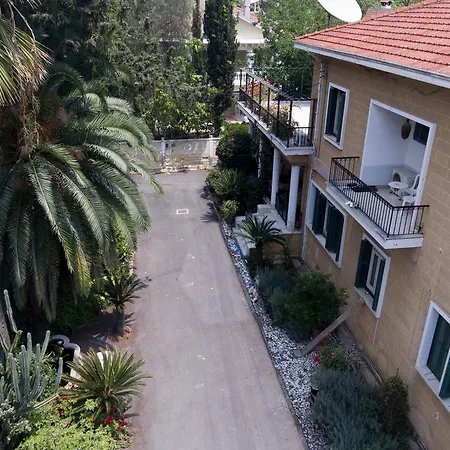 Frühstückspension Double Nikosia